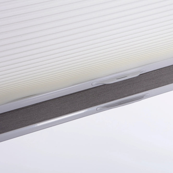 Motorized Blackout And Light Filtering Day/Night Cellular Shades Nowa SmartView